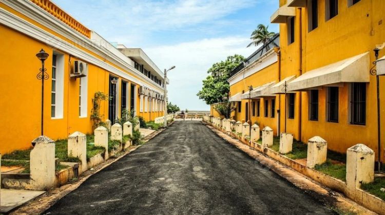 Roam the French Quarters in Puducherry