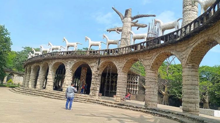 Iconic Rock Garden