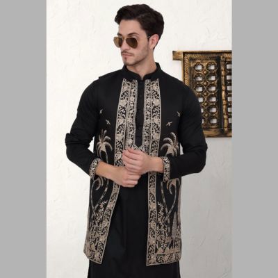 JOMPERS – Men's Embroidered Waistcoat and Kurta Pyjama