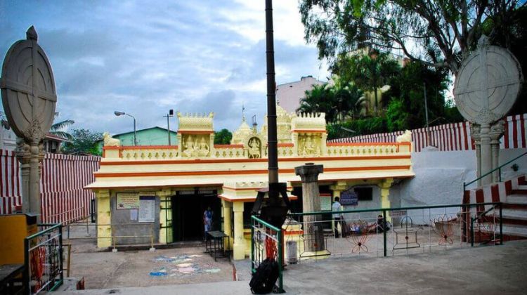 Gavi Gangadhareshwara Temple