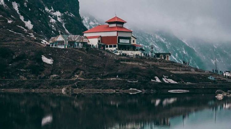 Visit the Enchey Monastery