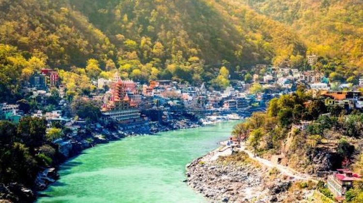 Rishikesh, Uttarakhand – Yoga by the Ganges